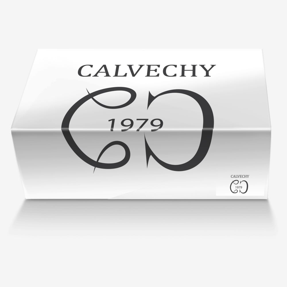 FASHION DESIGNER RUNNER